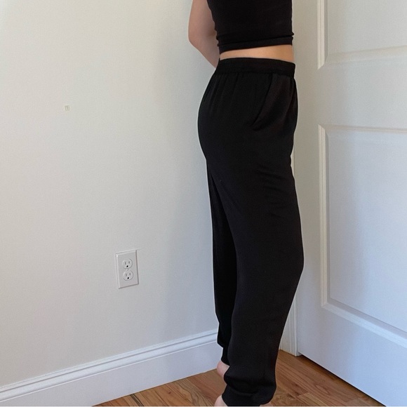 Forever 21 Hammered Satin Jogger Pant - Picture 4 of 8